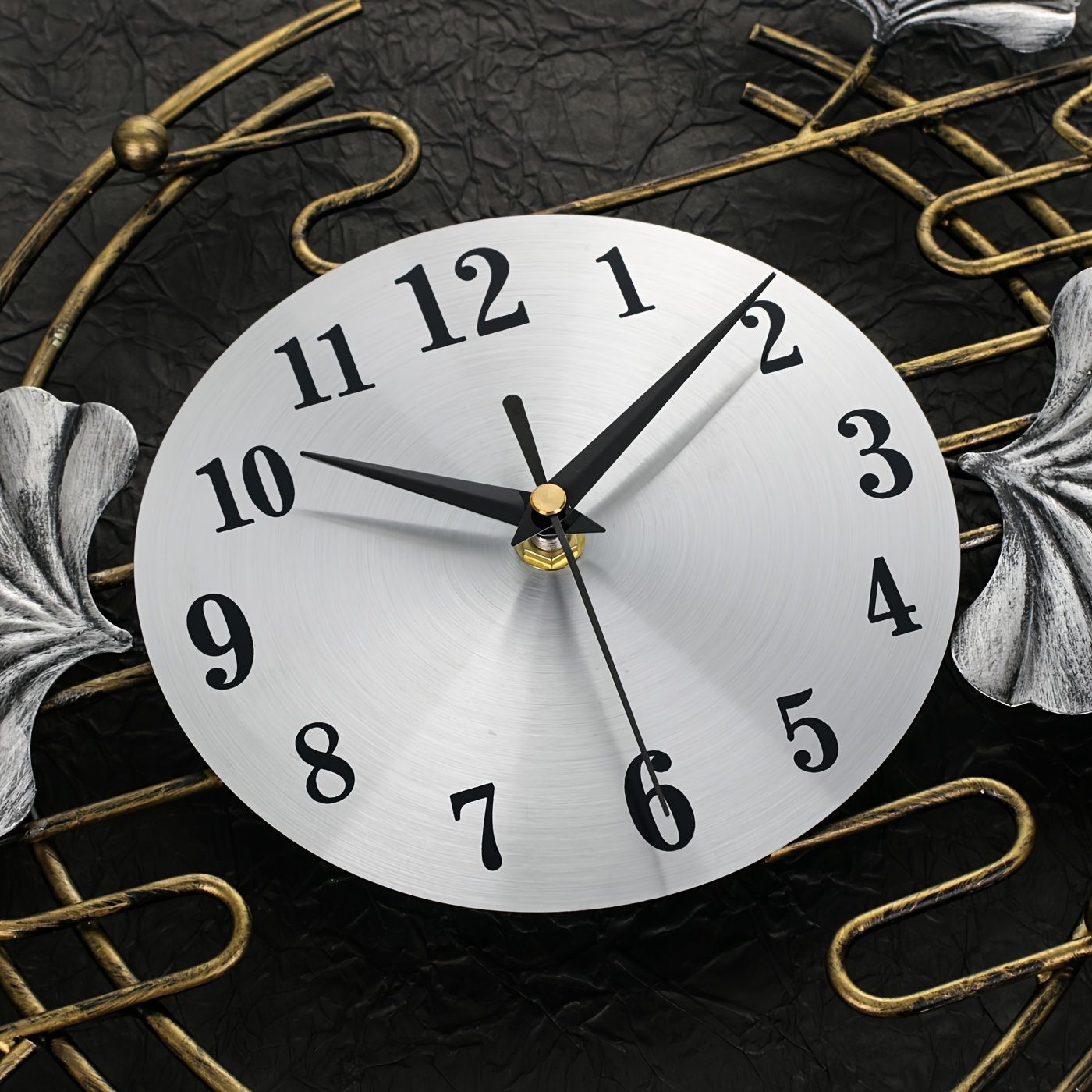 装飾アート付き金色壁掛け時計 cjfj105696.jpg