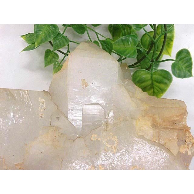 天然石 マダガスカル産 水晶クラスター 台座付200720591