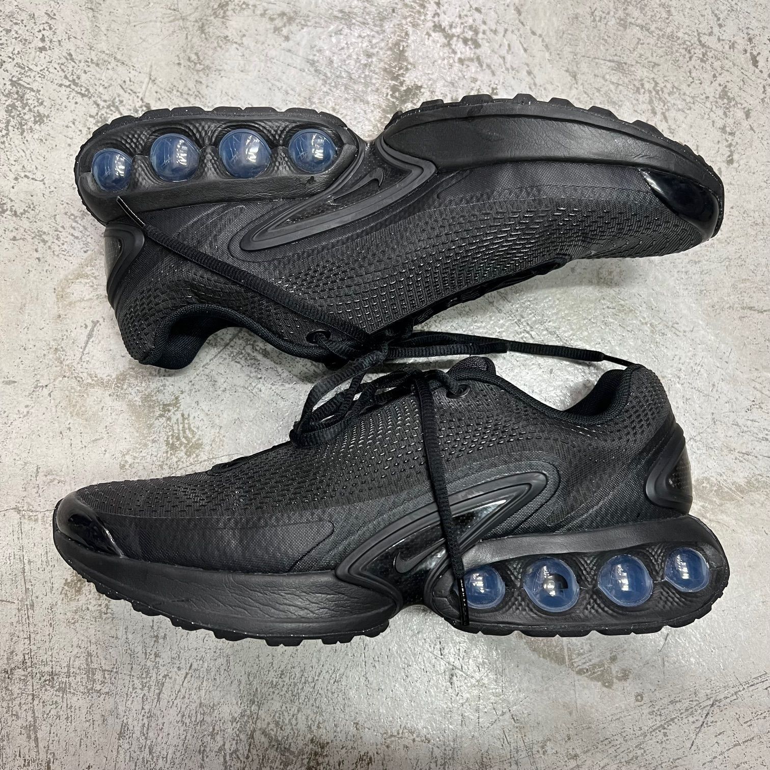 NIKE Air Max DN Black Metallic Dark Grey dv3337-006 エア