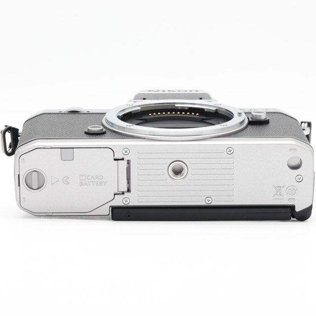 ショット数7081! Nikonミラーレス一眼カメラ Z fc ボディ シルバー Amazon | Nikon ミラーレス一眼カメラ Z fc ボディ Zfc シルバー