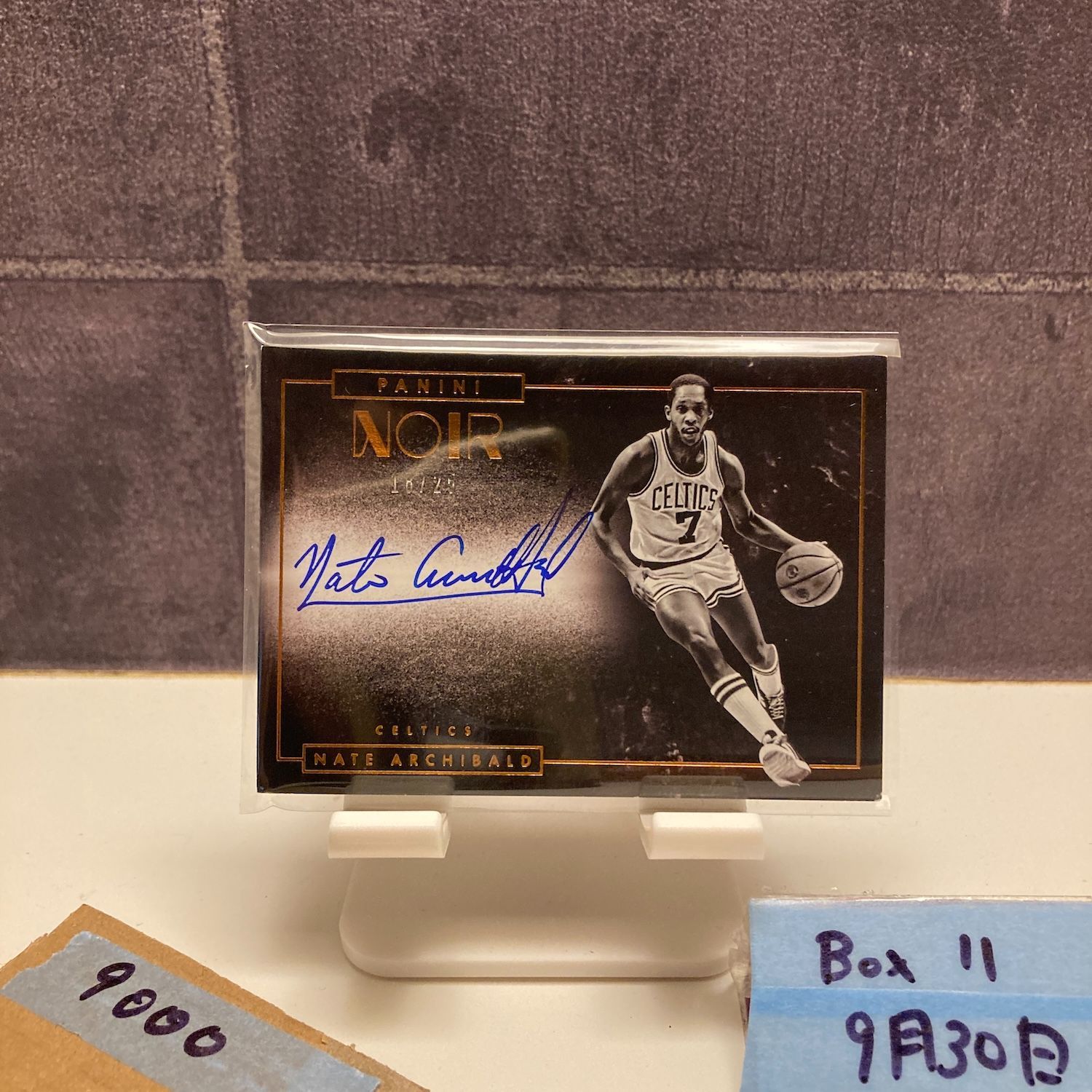 2015 Panini Noir Nate Archibald 18 25 直筆サイン Boston Celtics Black - White design カード