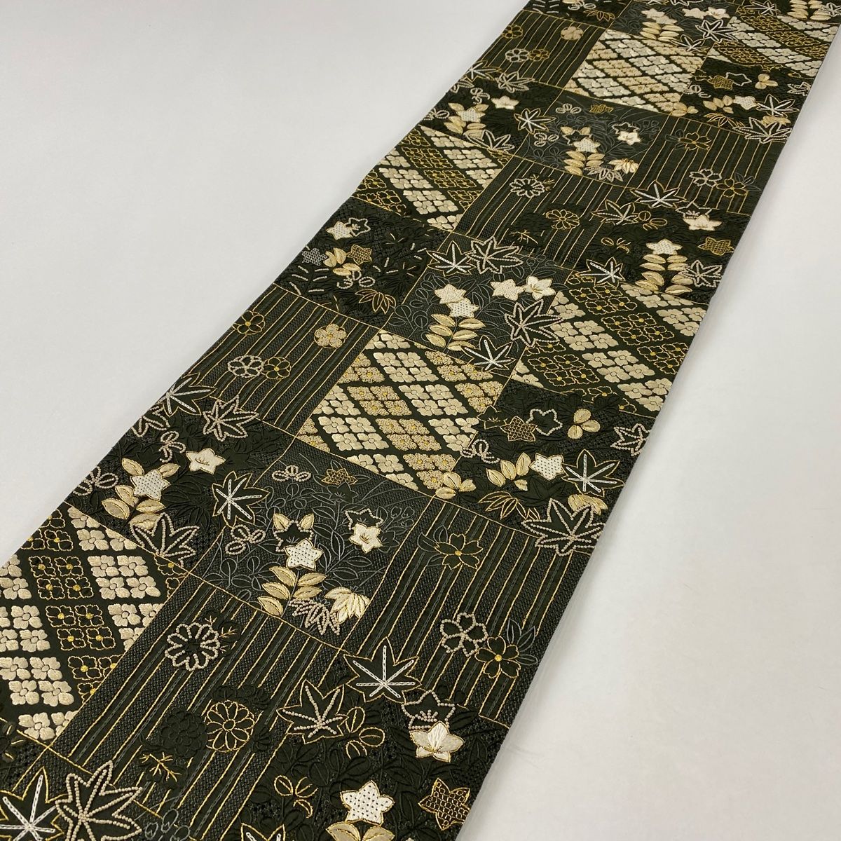 セール超安い 袋帯 美品 逸品 市松 花菱 刺繍 金糸 深緑 六通 正絹