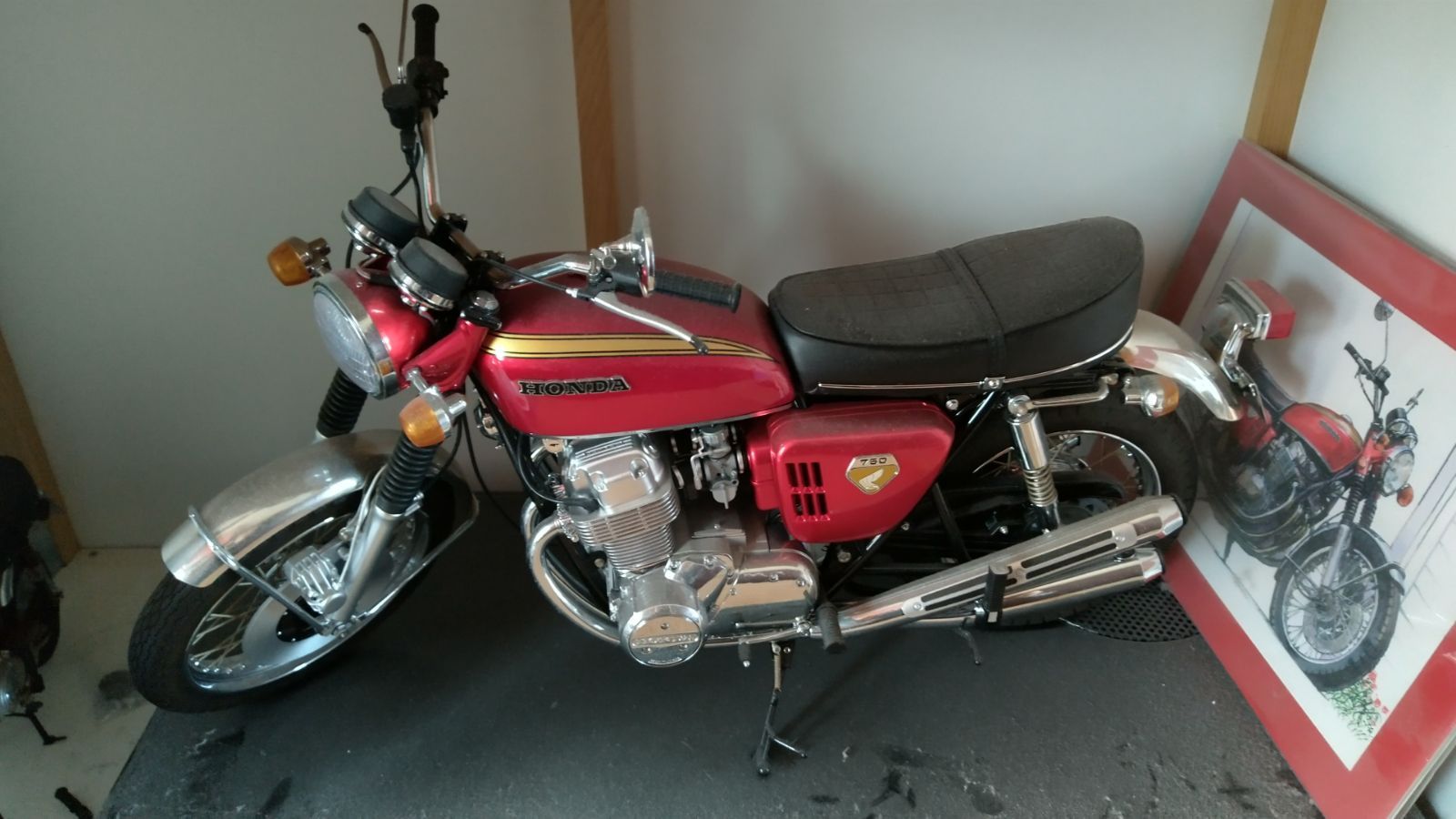 ディアゴスティーニ ホンダ HONDA CB750 FOUR 完成品 - 模型製作用品