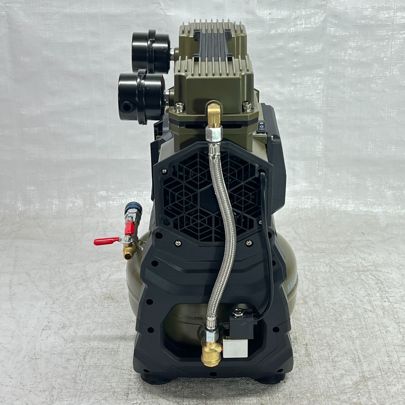 未使用】【展示品】 エアーコンプレッサー 100V 5L アルミタンク 