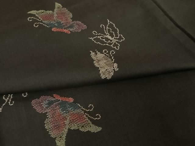 平和屋着物○田端正喜 本場大島紬 純泥染 地空 9マルキ 舞蝶文 早春賦  