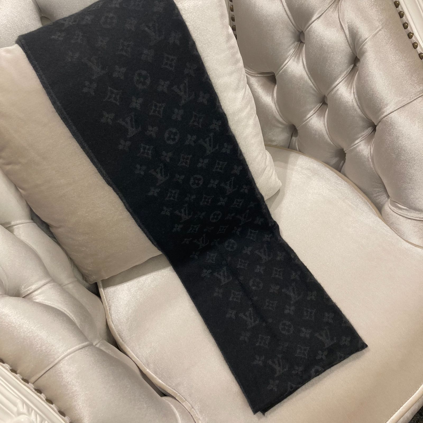未使用品】LOUIS VUITTON ルイヴィトン モノグラム ストール マフラー 