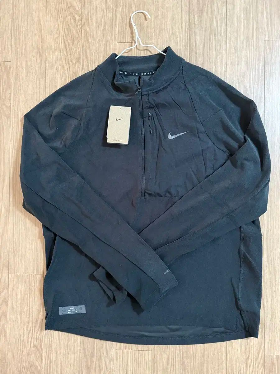 Nike(ナイキ） ドライフィット ラン 分割 ハーフジップ
