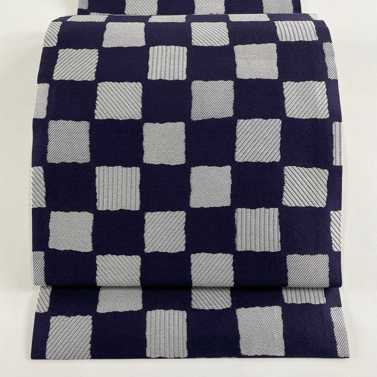 開き名古屋帯 名品 市松 縞 紺色 正絹