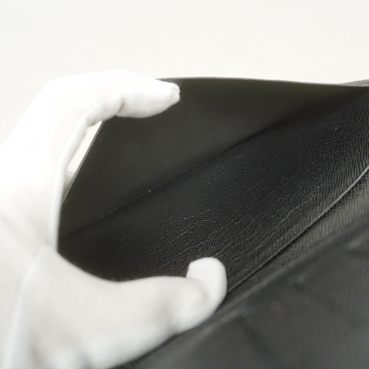 ルイヴィトン エピ ポルトカルトクレディ 札入れ M63212 ノワール mh062 ルイヴィトン 札入れ 長財布 エピ ポルトカルト クレディ M63212