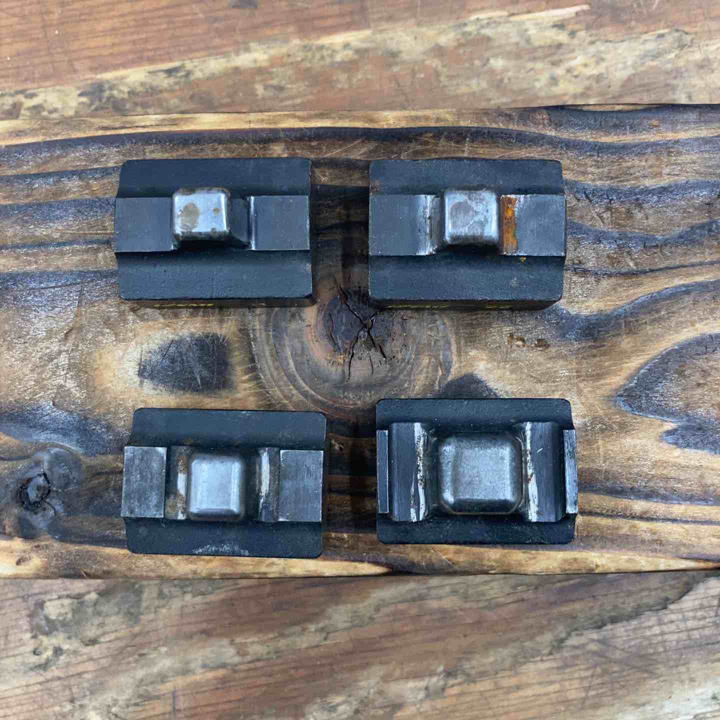  品 泉精器 IZUMI 手動油圧式圧着工具 9 H-150 ダイス付き 柏店 圧着ペンチ ペンチ