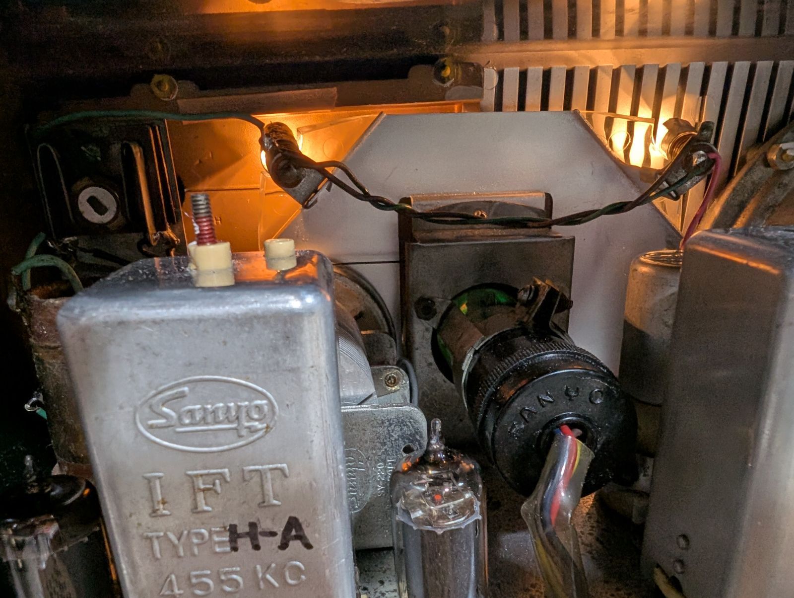 サンヨーSS-70 真空管ラジオ bluetooth 昭和レトロ マイラジオ - メルカリ