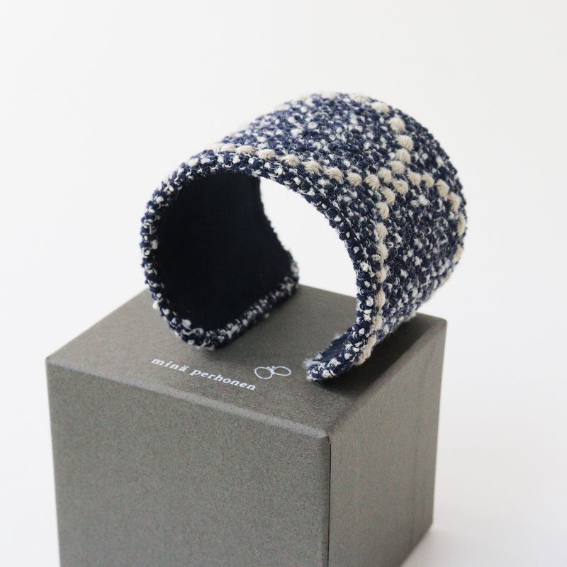 極美品 2023AW 今季 ミナペルホネン mina perhonen tambourine 刺繍 