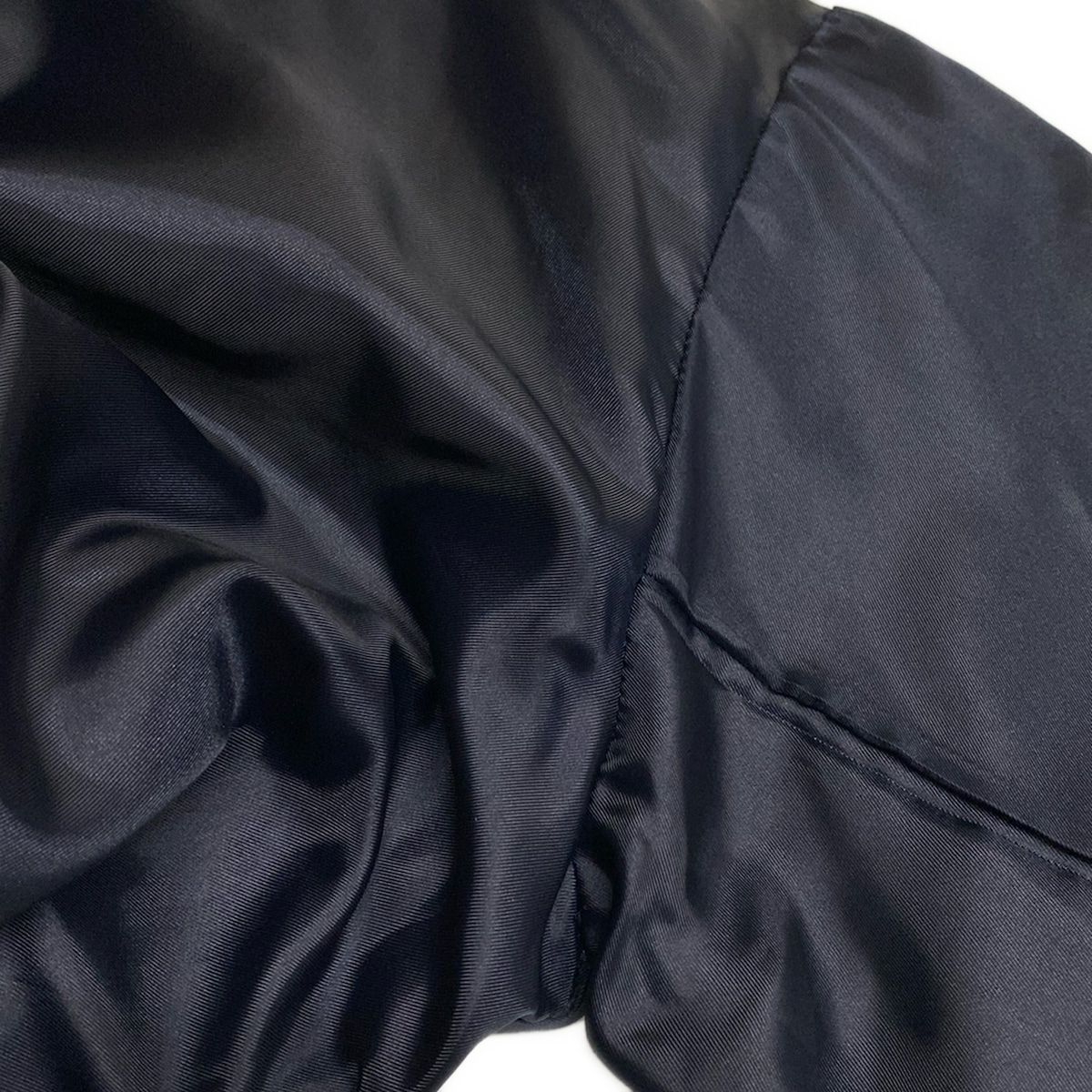 ダークネイビー 長袖