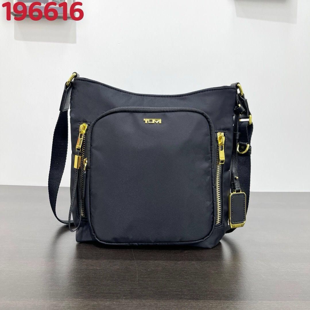 新品 TUMI VOYAGEUR テイラー クロスボディ ブラック