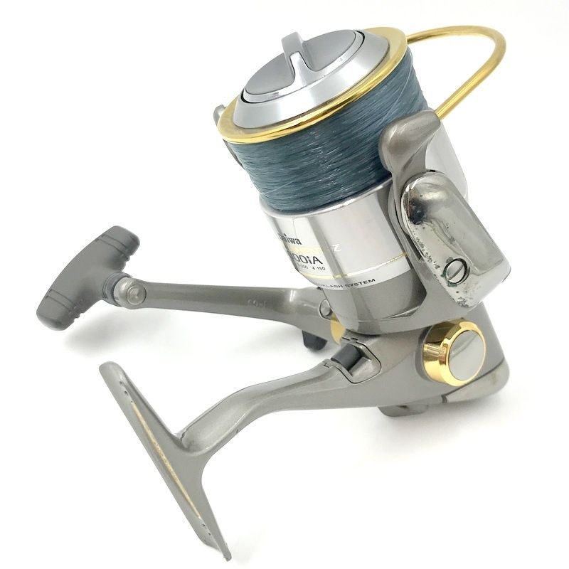 ダイワ トーナメント Z 3000iA DAIWA スピニングリール リール