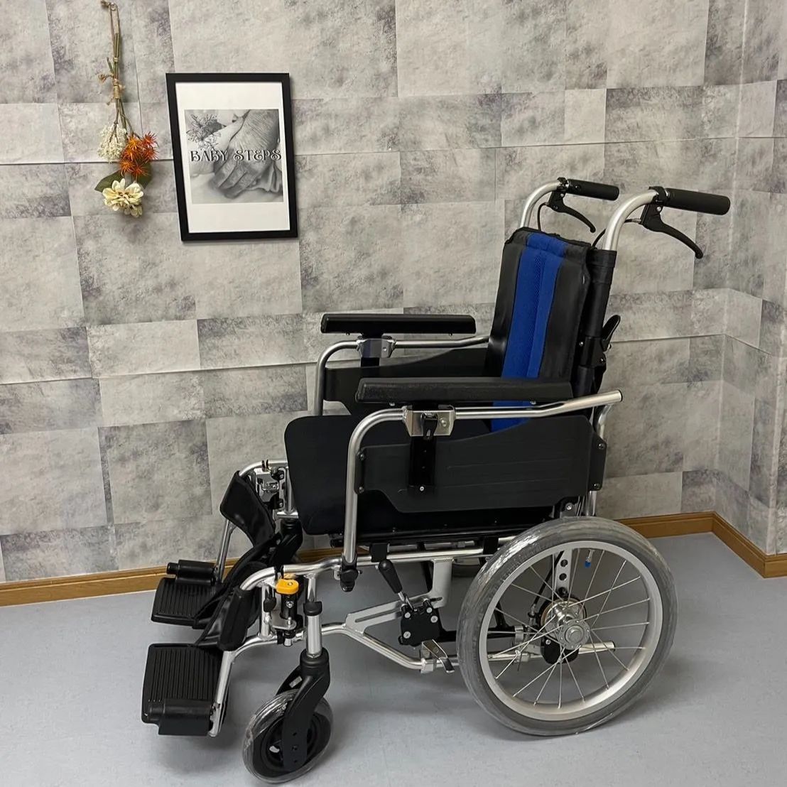 ミキ 車椅子 MM-Fit Lo 16（中古品洗浄済み）