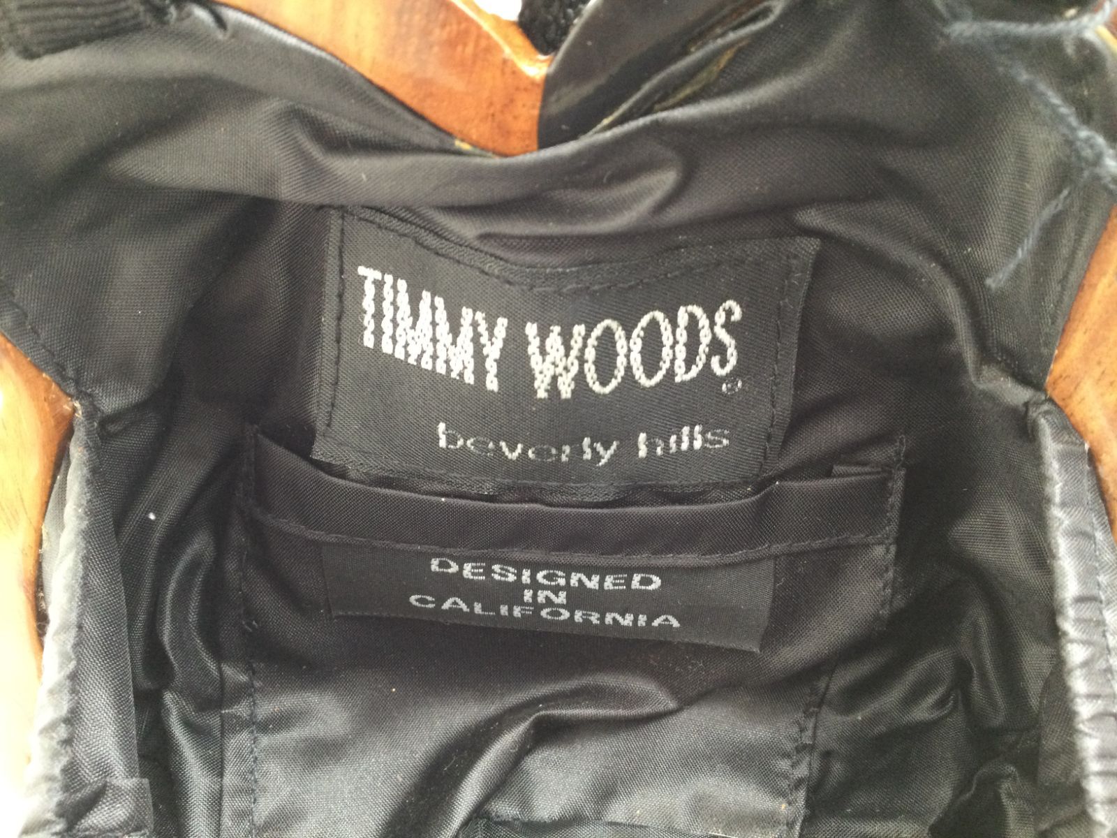TIMMY WOODS ティミーウッズ リボン型 ショルダー ポシェット 木製 TIMMY WOODS ティミーウッズ リボン型 ショルダー ポシェット 木製