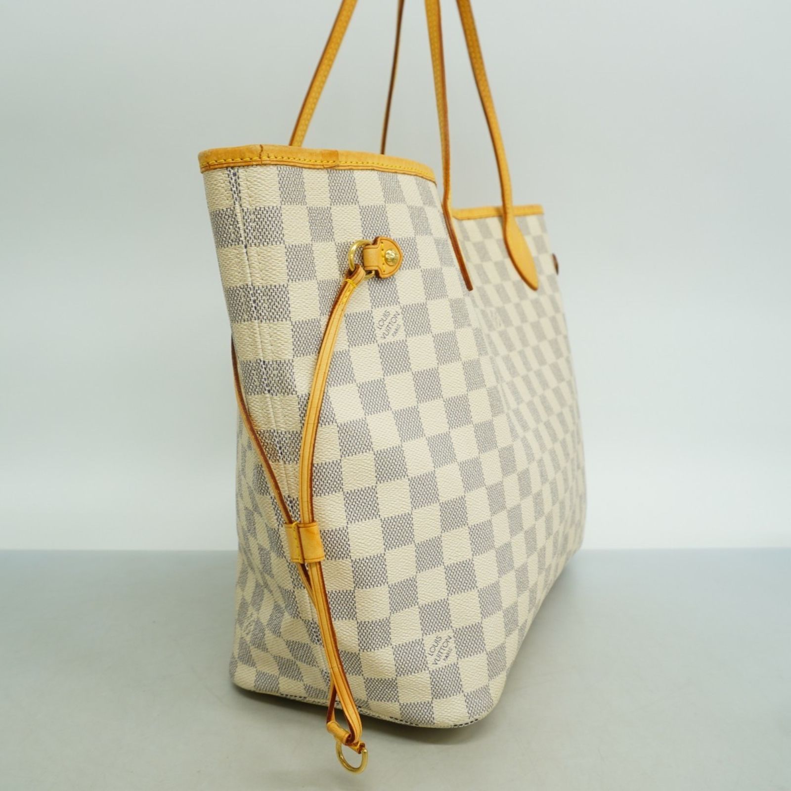 Vuitton