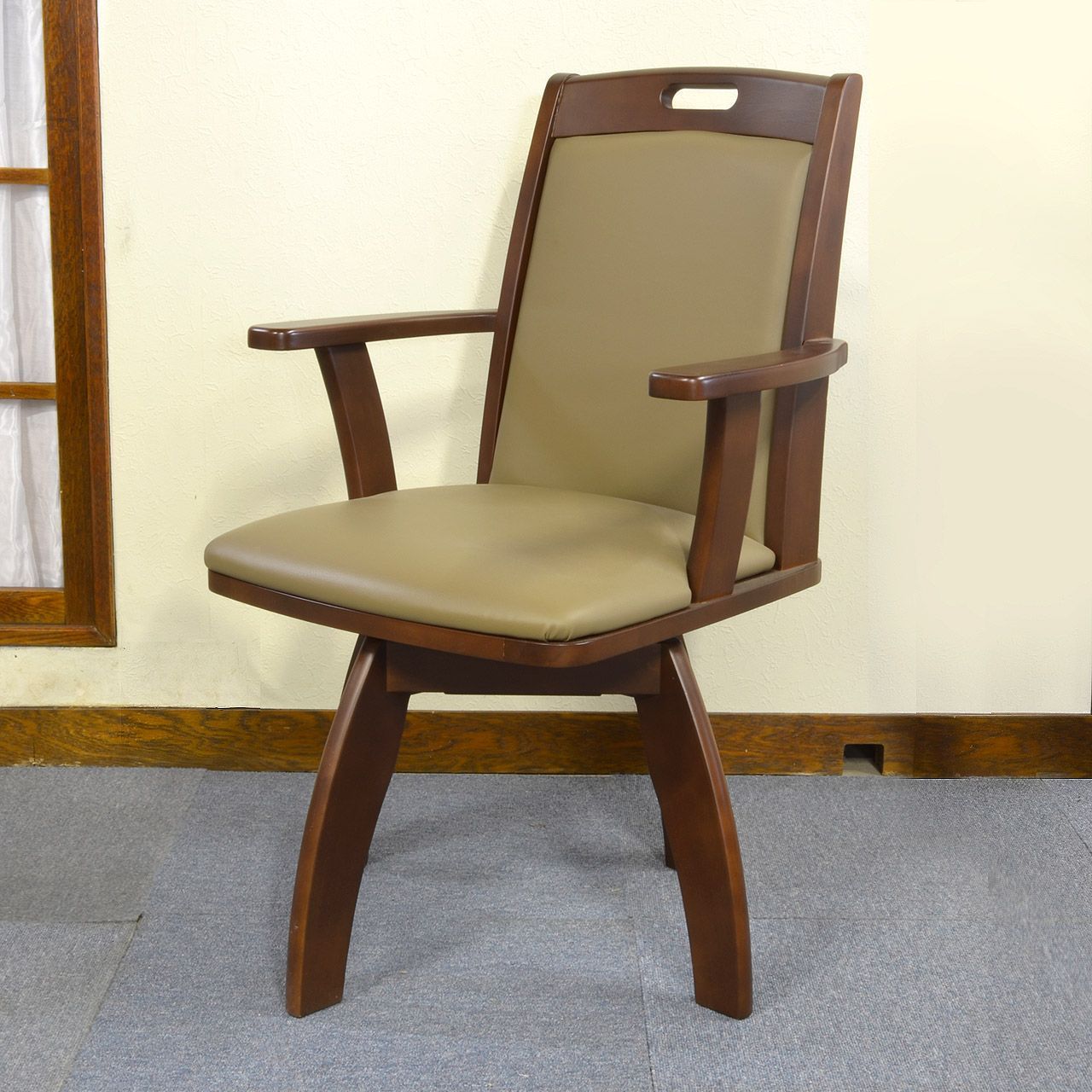 回転式 チェア 椅子 カラメリ 背もたれ 肘付き 茶色 KRM-020 N02 送料