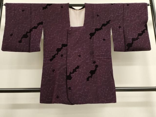 平和屋着物道行コート　輪奈ビロード　流水葉尽くし文　正絹　逸品　CAAK3829dy