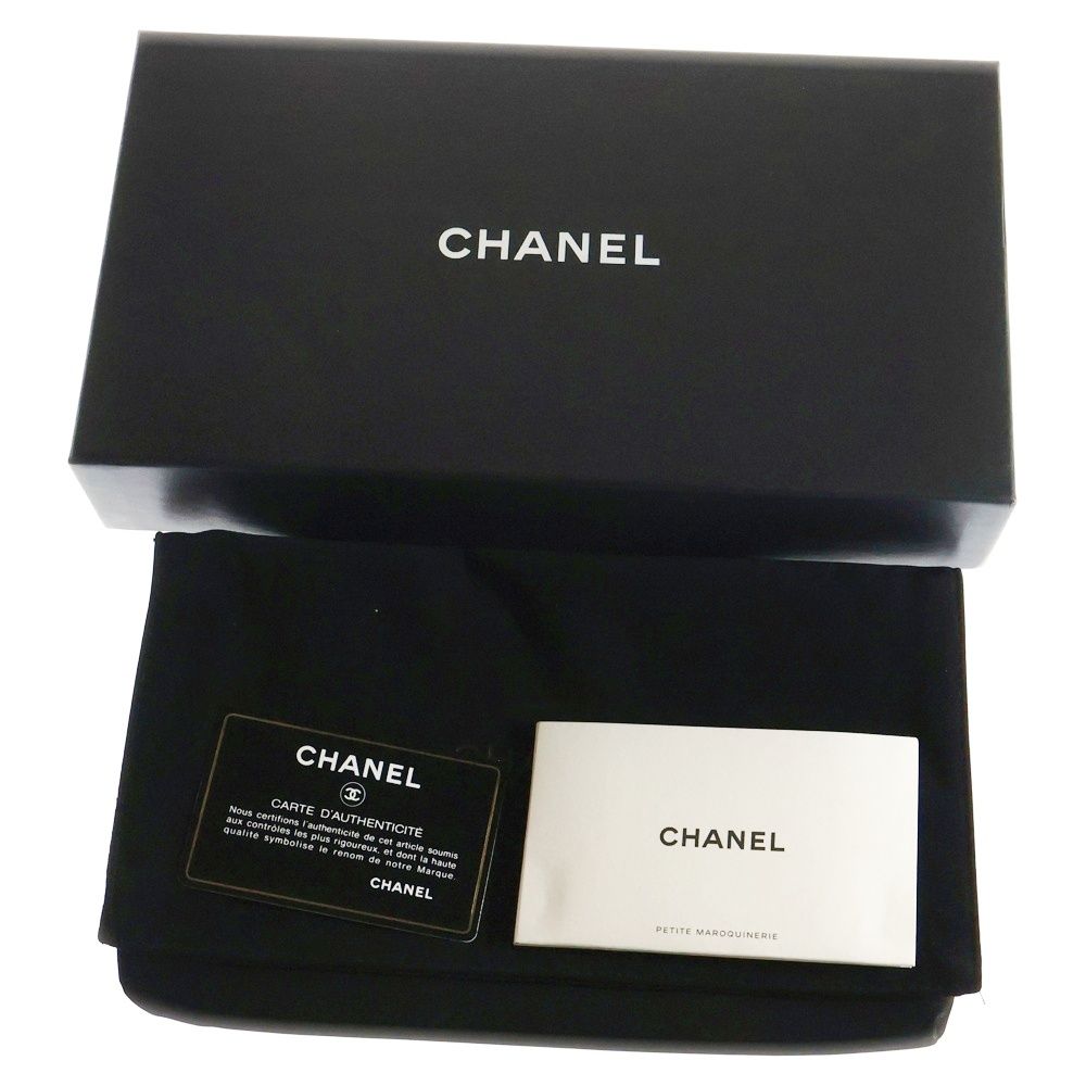 CHANEL (シャネル) マトラッセ キャビアスキン ココマーク レザー  