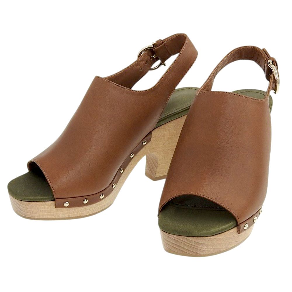 新品同様 Salvatore Ferragamo サルヴァトーレフェラガモ レザー