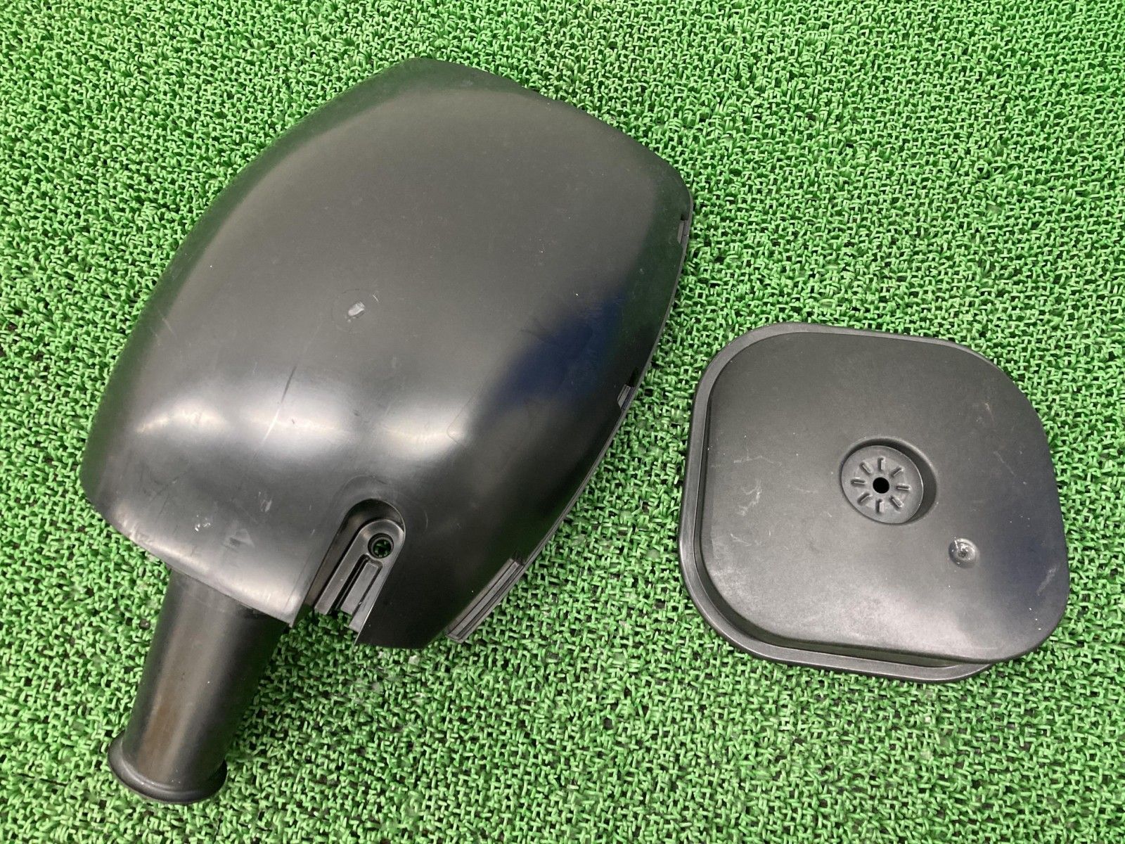 VRSCF1250 エアクリーナーカバー 28863-01 ハーレー 純正 バイク 部品