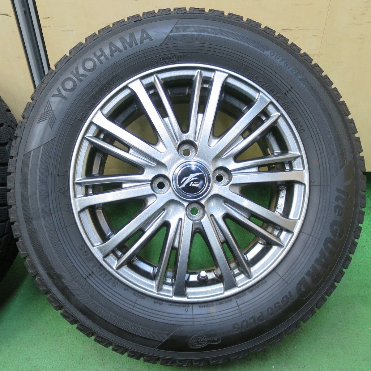 スタッドレスタイヤ＋アルミホイール 185/70/R14 4H/PCD100