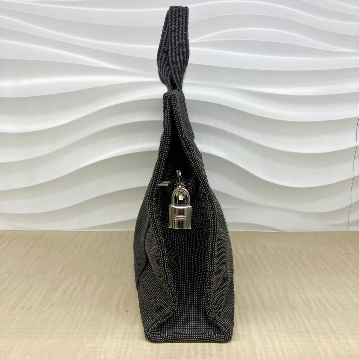 極美品！希少カラー！エルメス　エールラインPM　ハンドバッグ　カデナ付き 中古】 HERMES （エルメス） ｴｰﾙﾗｲﾝ ﾄｰﾄPM バッグ トートバッグ