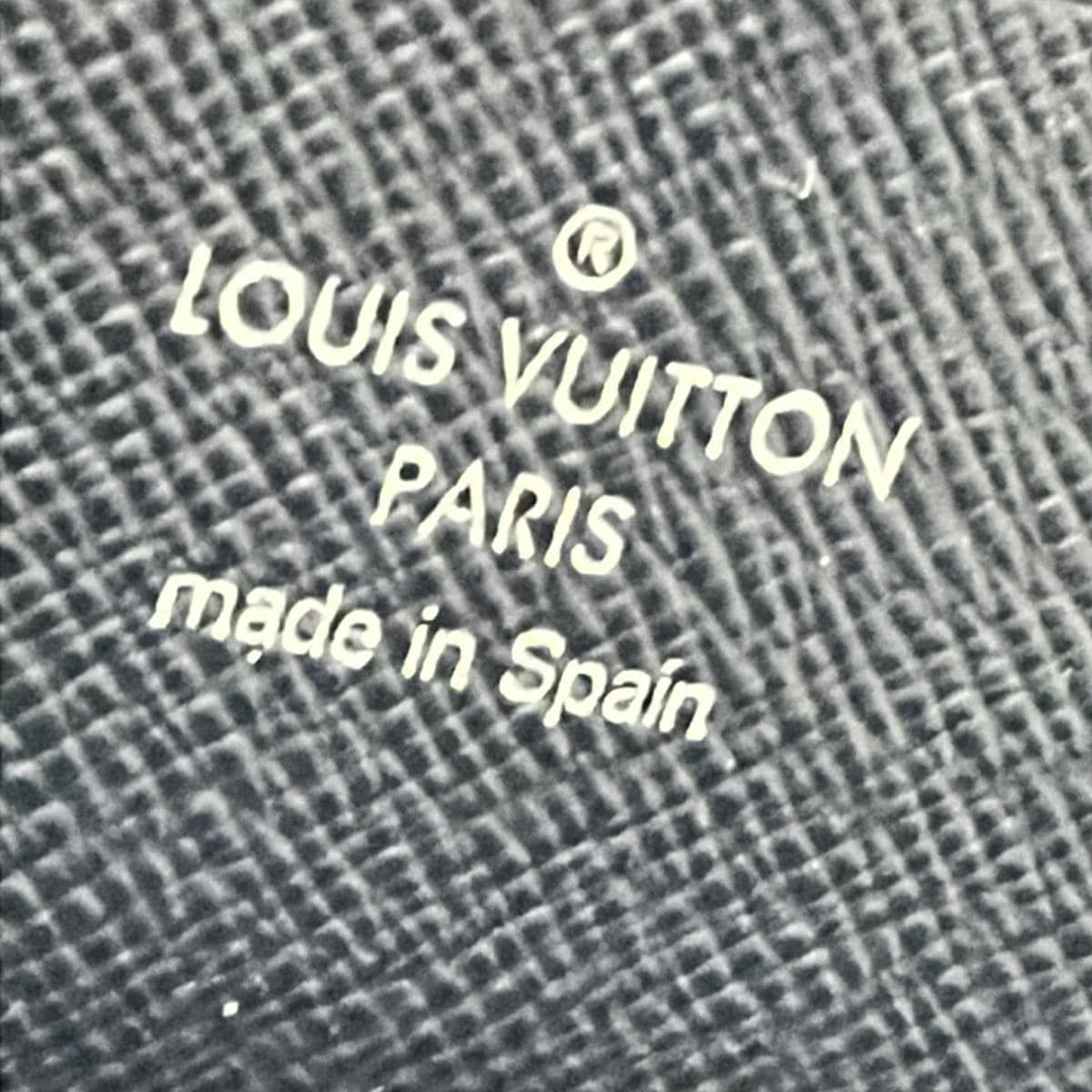 LOUIS VUITTON(ルイヴィトン) 長財布 エピ ジッピーオーガナイザー M60665 ブルーニュイ レザー - メルカリ