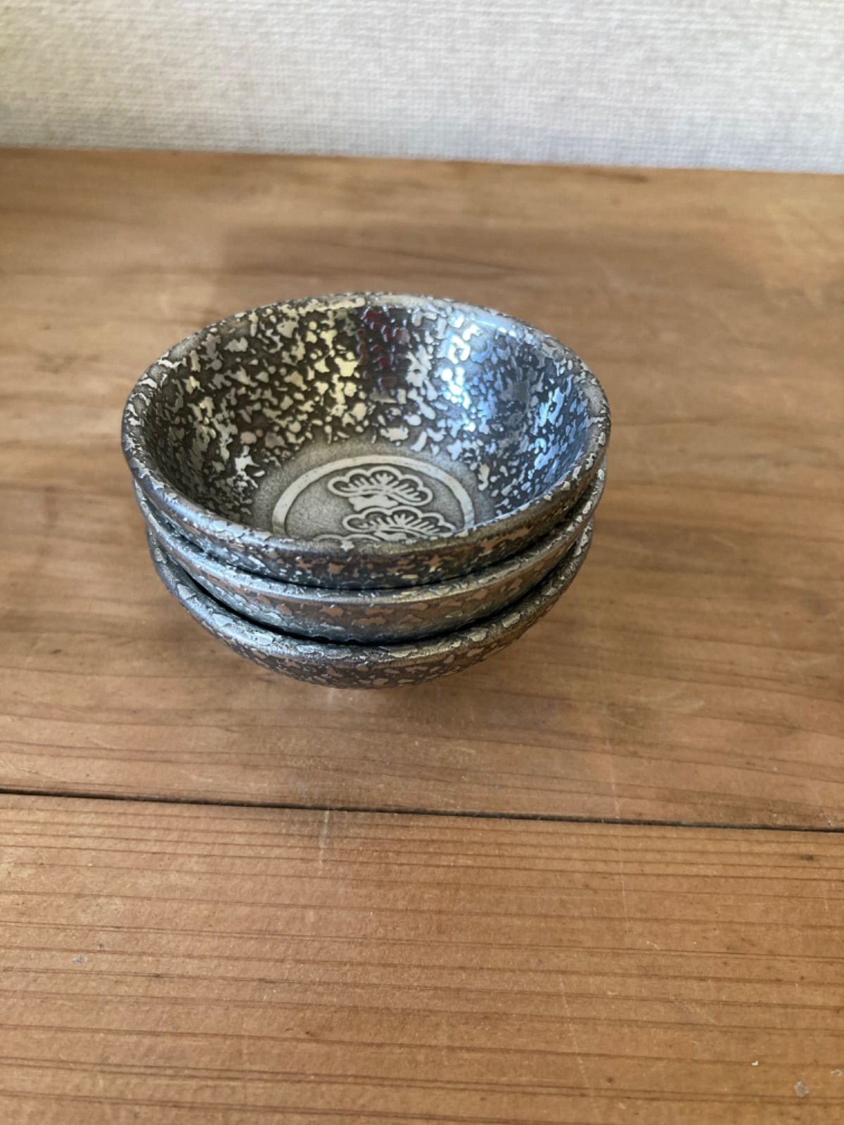 新品未使用　薩摩錫器 【サツマ 岩切 正錫】銘有  徳利と三盃セット◎酒器