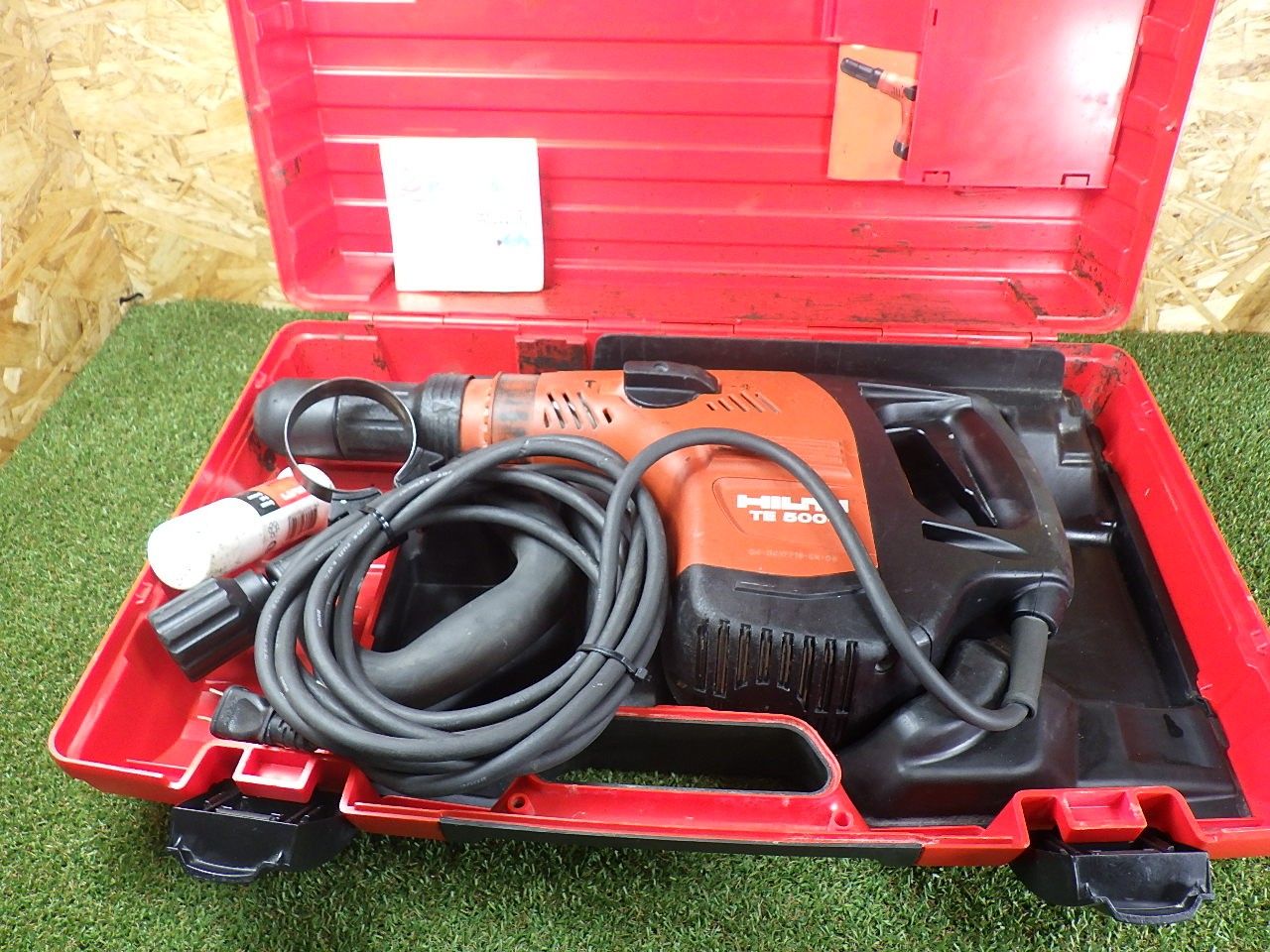 HILTI ヒルティ 電動ハンマー TE500-X コード式 ビット付き ハンドルあり