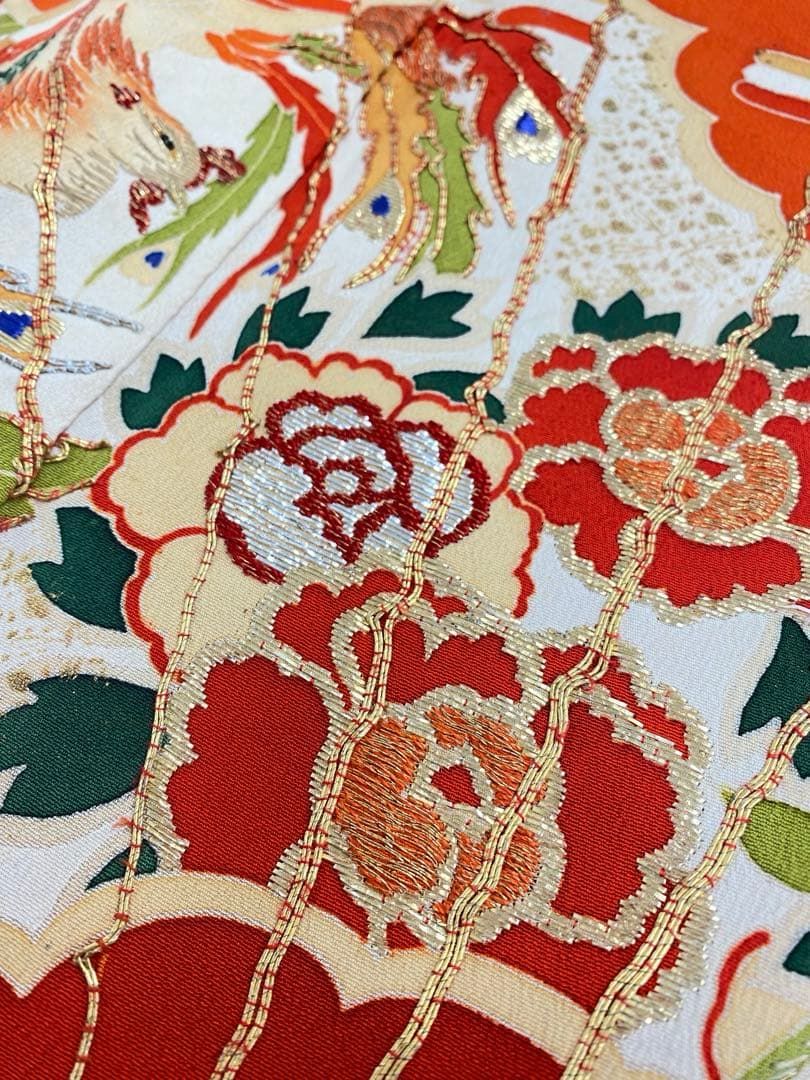 アンティーク 振袖 金駒 銀駒 金彩 銀彩 正絹 扇 身丈162cm アンティーク 振袖 金駒 銀駒 金彩 銀彩 正絹 扇 身丈162cm - メルカリ