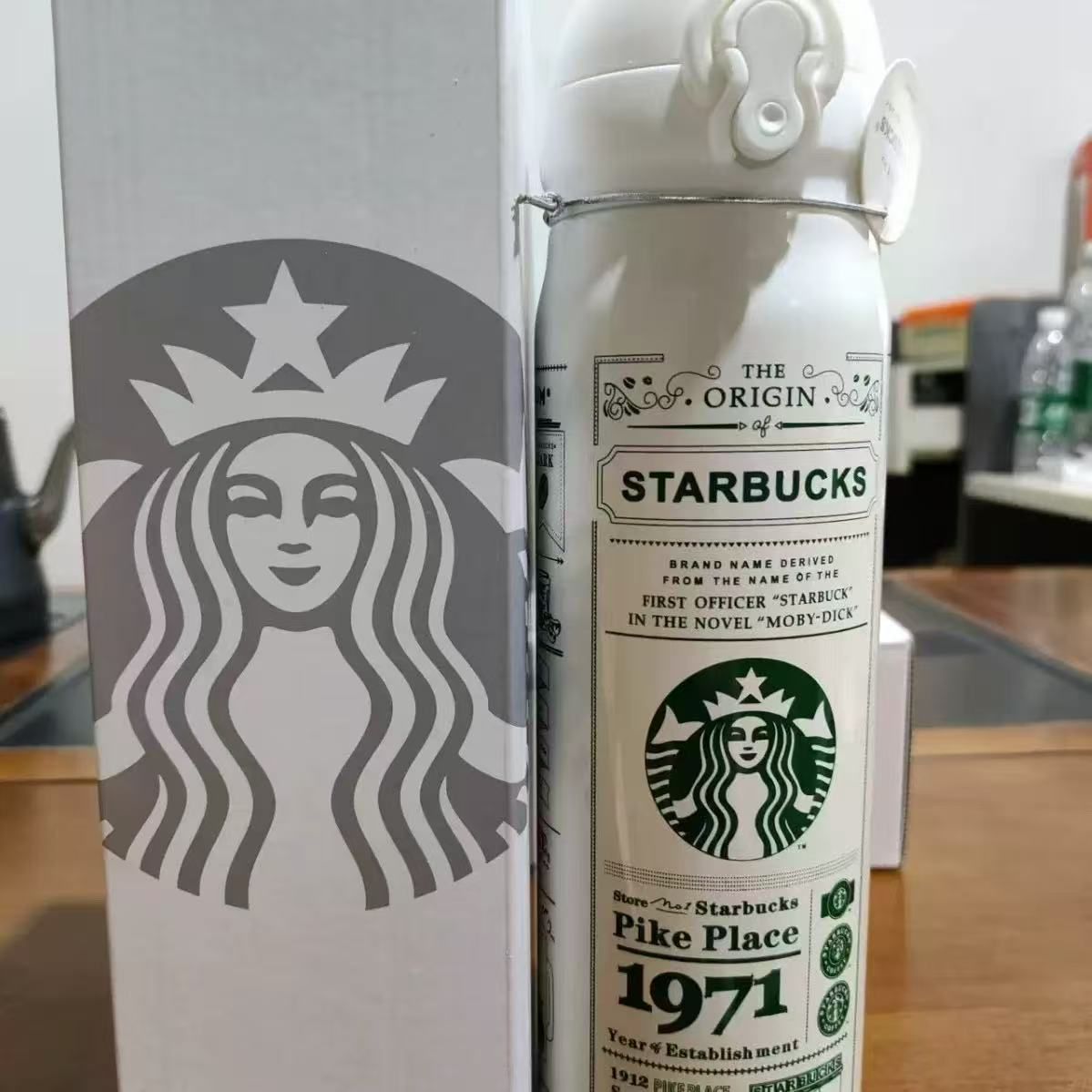 スターバックス タンブラー Pike Place 1971 ホワイト ブラック - メルカリ