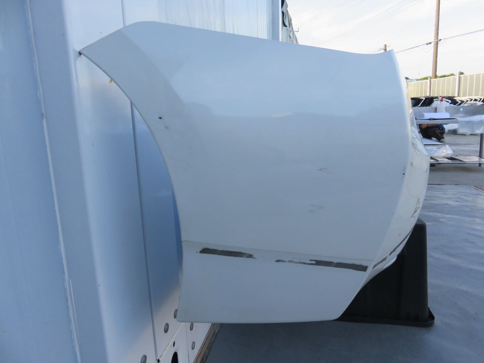 SFC2253 プリウス30系 前期 ZVW30 ZVW35 純正 リアバンパー リヤバンパー 52159-47050 070 パールホワイト