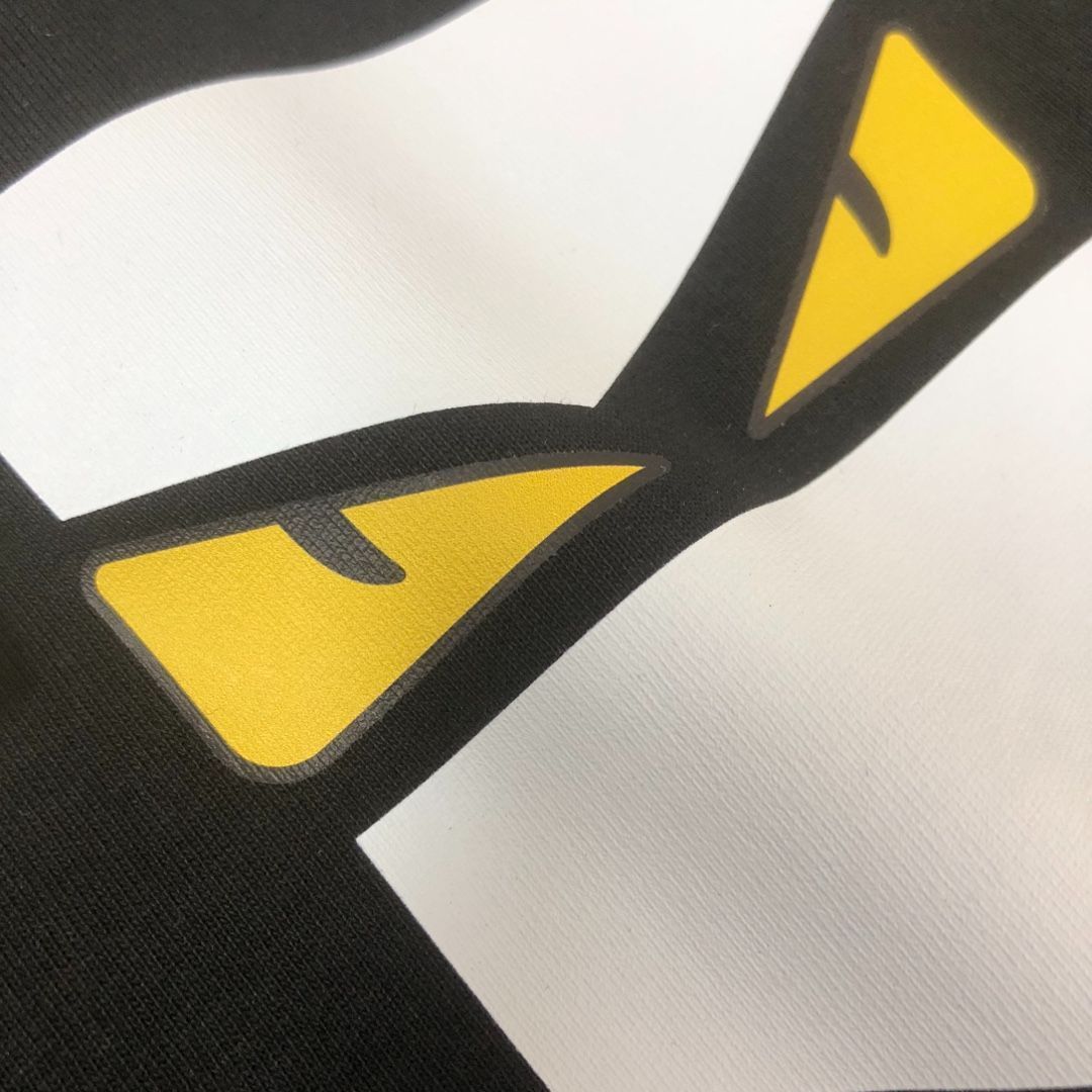 【定番を格上げする一着】FENDI コットン Tシャツ 限定コラボ 定番を格上げする一着】FENDI コットン Tシャツ 限定コラボ