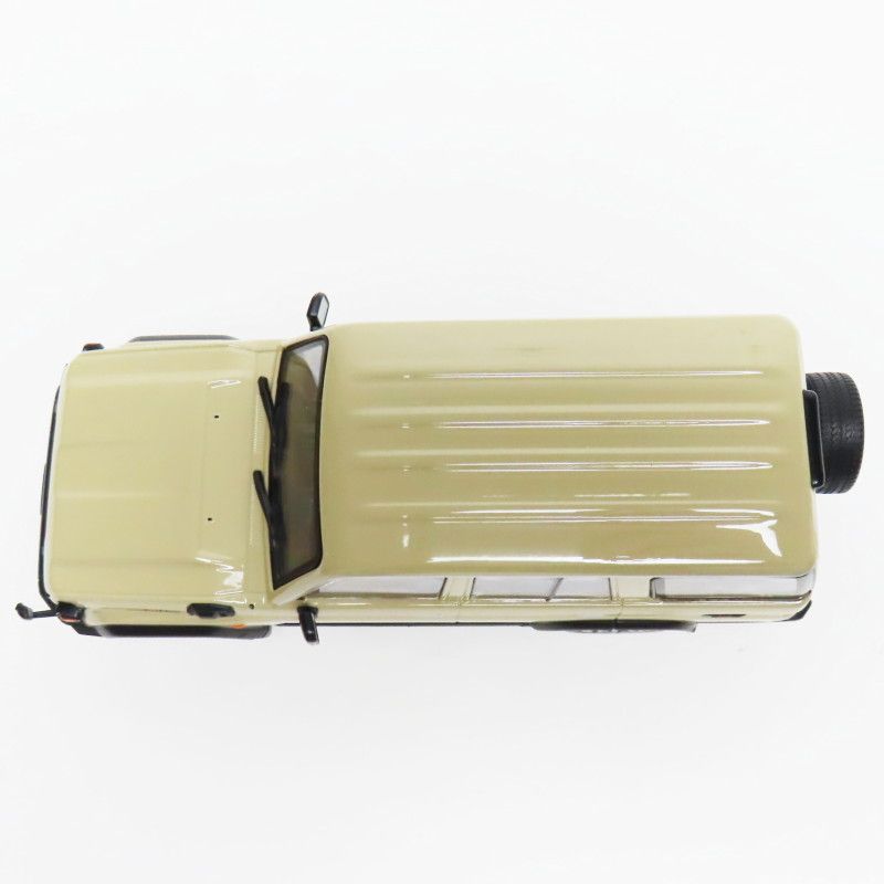 K12-s045 非売品 1/30 トヨタ ランドクルーザー 70 ベージュ 色見本ミニカー カラーサンプル 店頭展示用 K12-s045 非売品 1/30 トヨタ ランドクルーザー 70 ベージュ 色