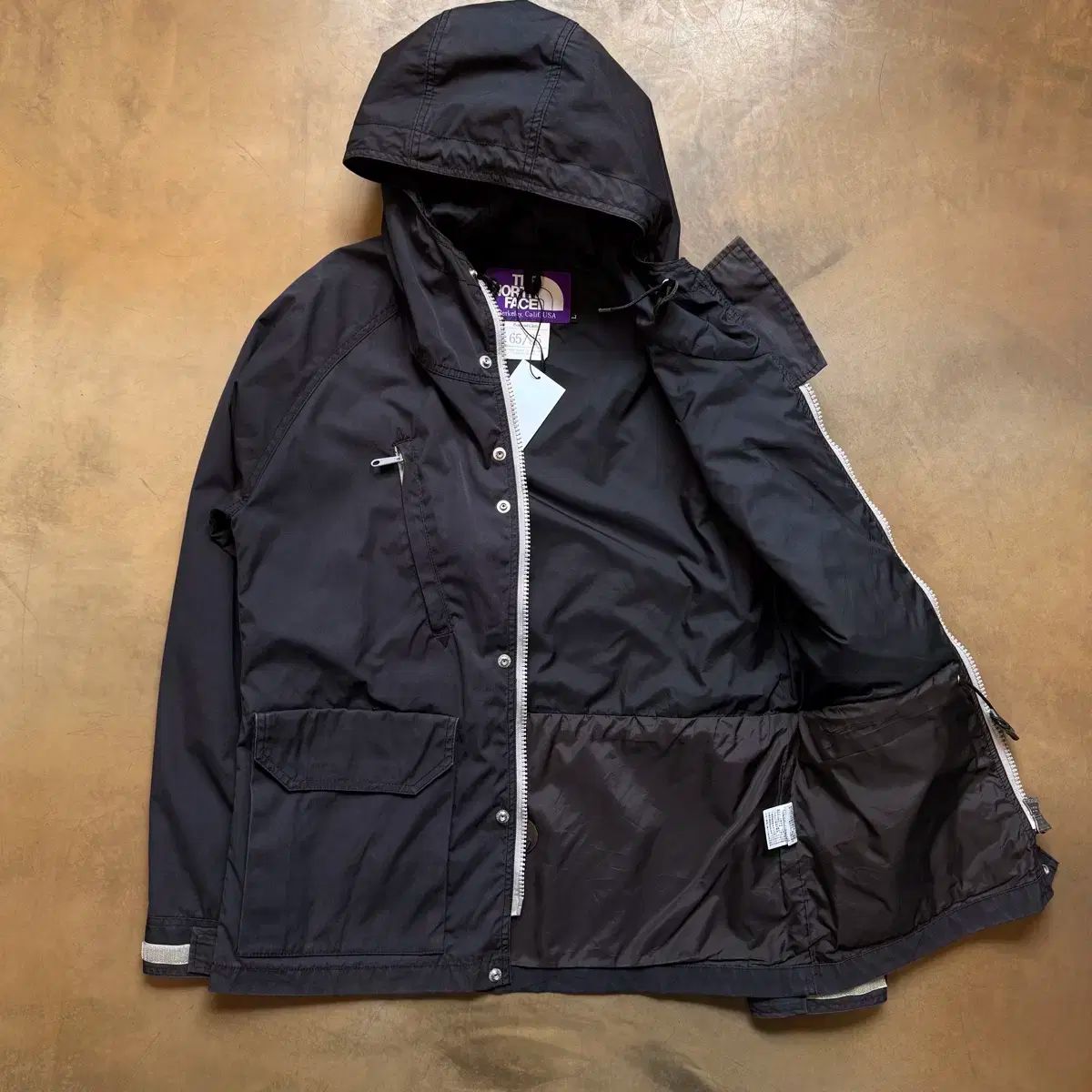 THE NORTH FACE(ザノースフェイス) 紫 ラベル マウンテン パーカー