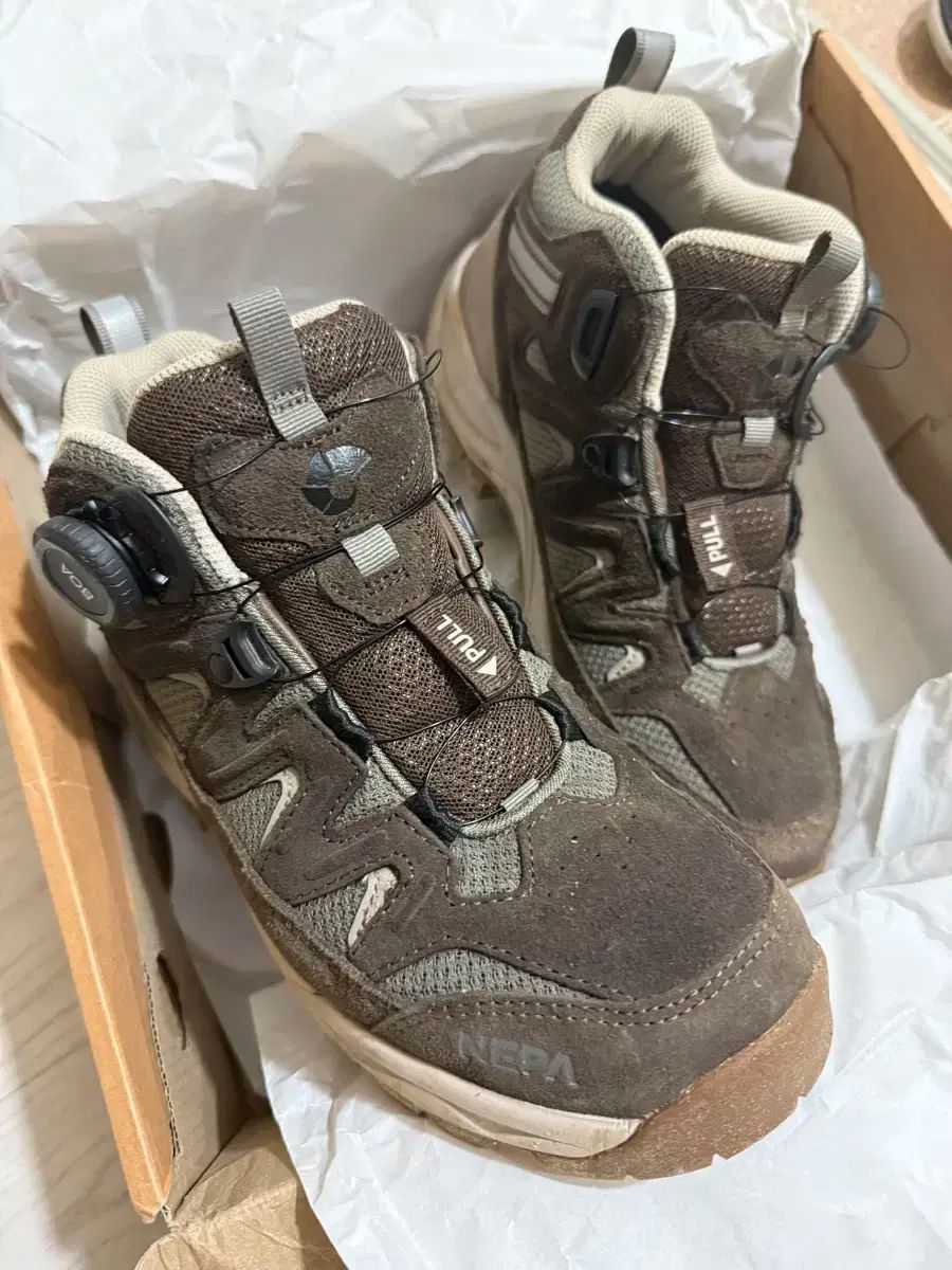 NEPA ネパ 登山靴 245 GORE-TEX ゴアテックス ビブラムソール
