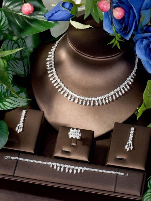 ジュエリー レディース セット 1セット ミニマリストジュエリーセット キュービックジルコニア ひし形デコレーション 女性向け エクスクルーシブ トラベルウェア