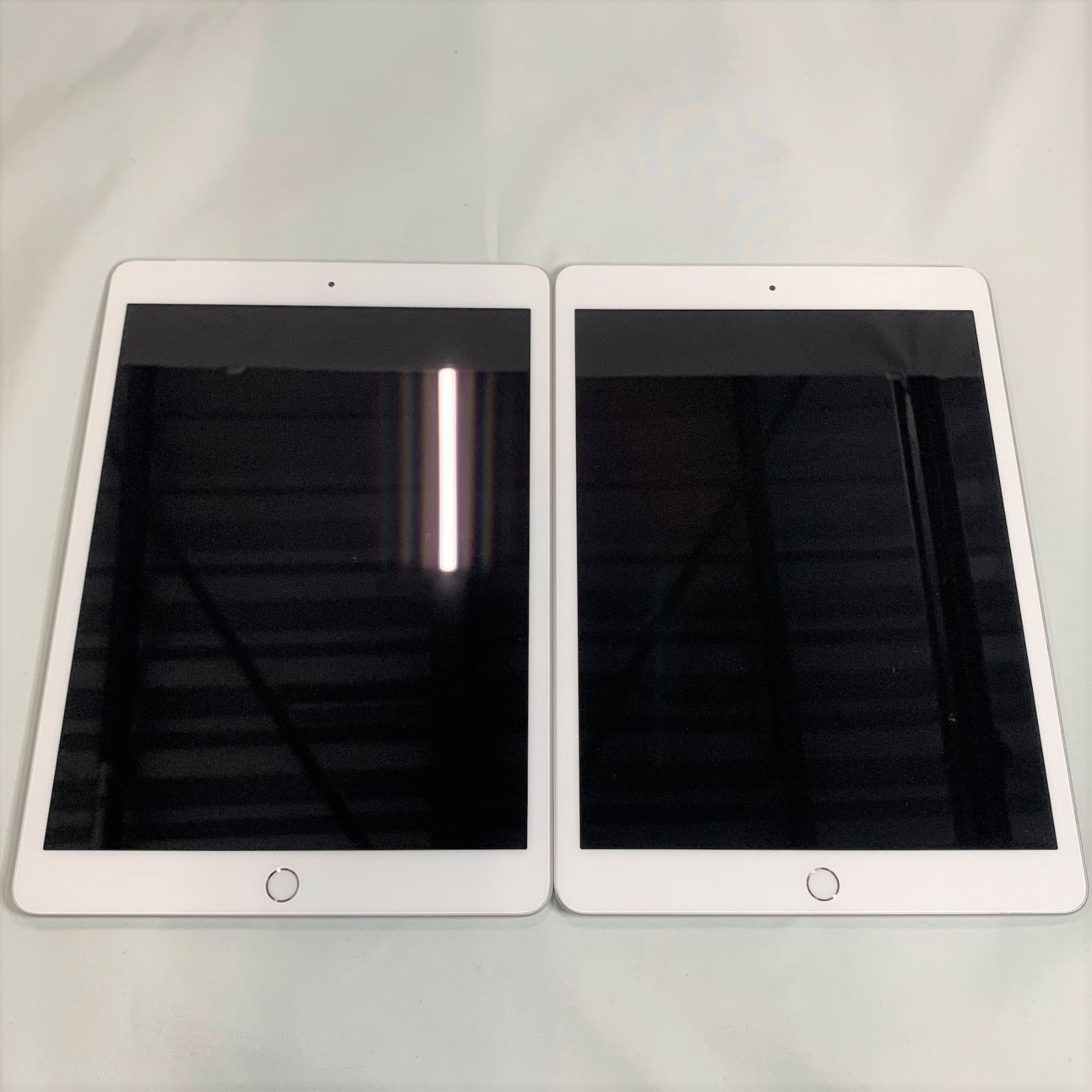 ☆訳あり品 2台セット☆iPad 第7世代 Wi-Fi+Cellular 32GB Silver 