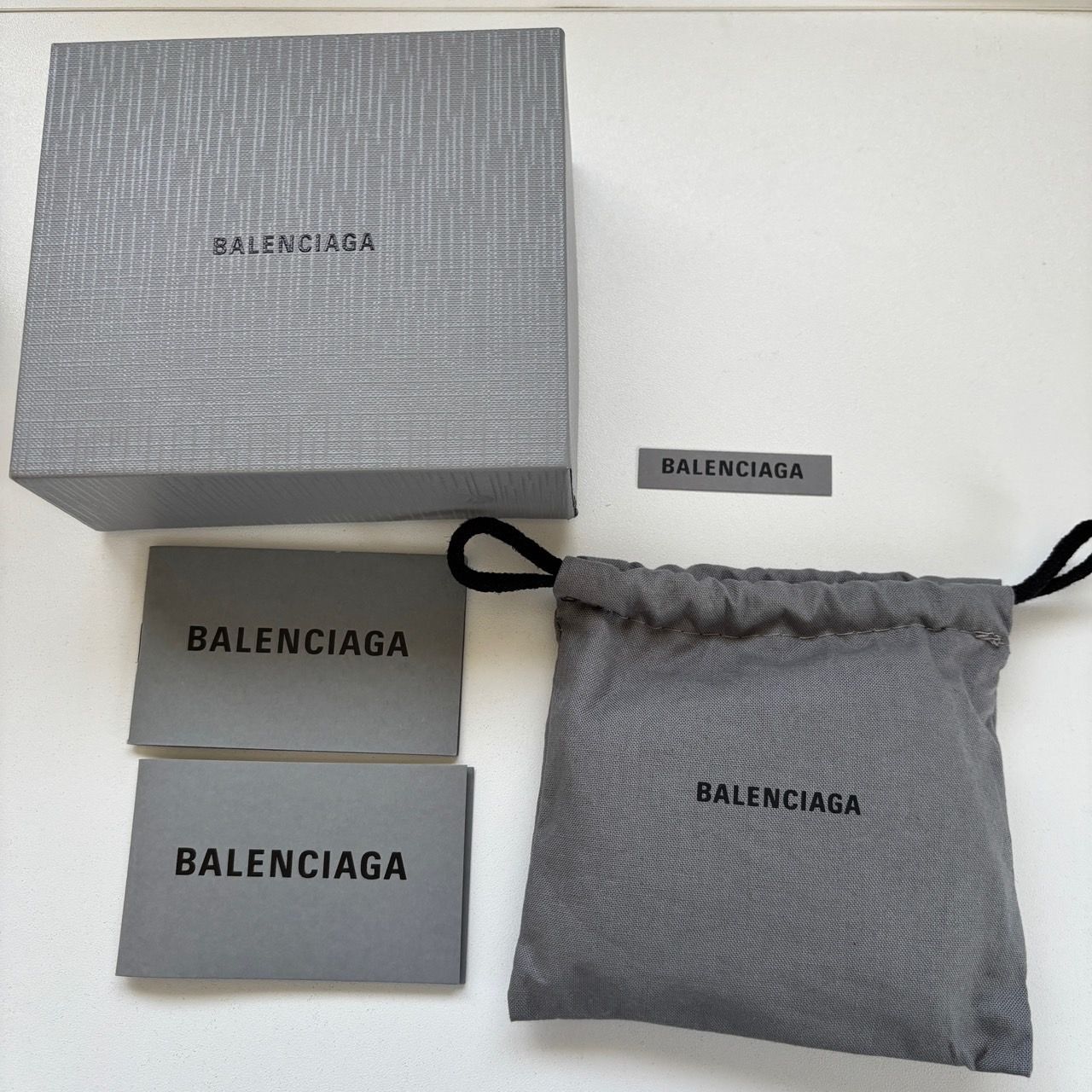BALENCIAGA