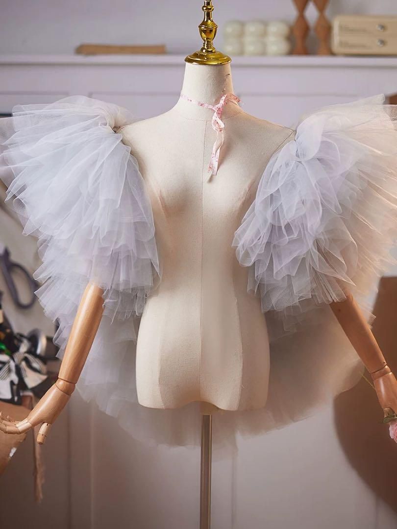 人気商品 フリルがゴージャスなソフトチュールのロングショール フリルがオシャレでゴージャスなソフトチュールのショール