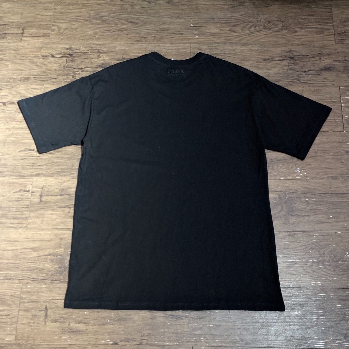 新品未使用 VETEMENTS ヴェトモン Tシャツ TEE 半袖 *15 - メルカリ