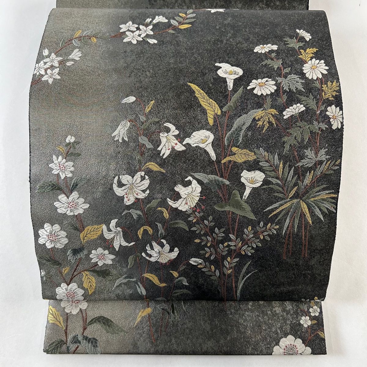 袋帯 美品 秀品 草花 金糸 箔 黒灰 六通 正絹 【中古】 - メルカリ