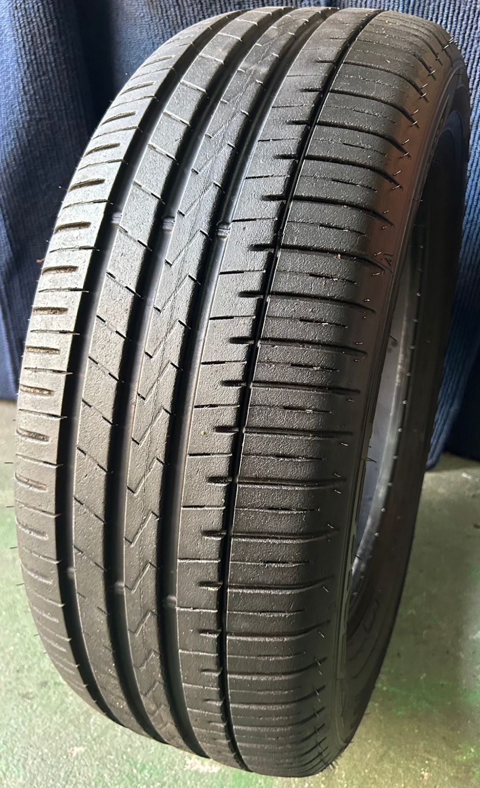 製造 溝8分山 FALKEN AZENIS FK510 SUV 1本 235 60R17 ASP3214