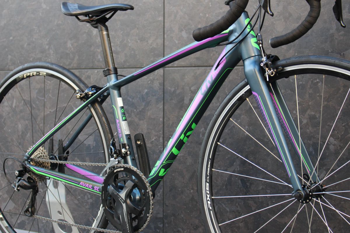 ジャイアント リヴ GIANT Liv AVAIL SL1 2016モデル XXSサイズ