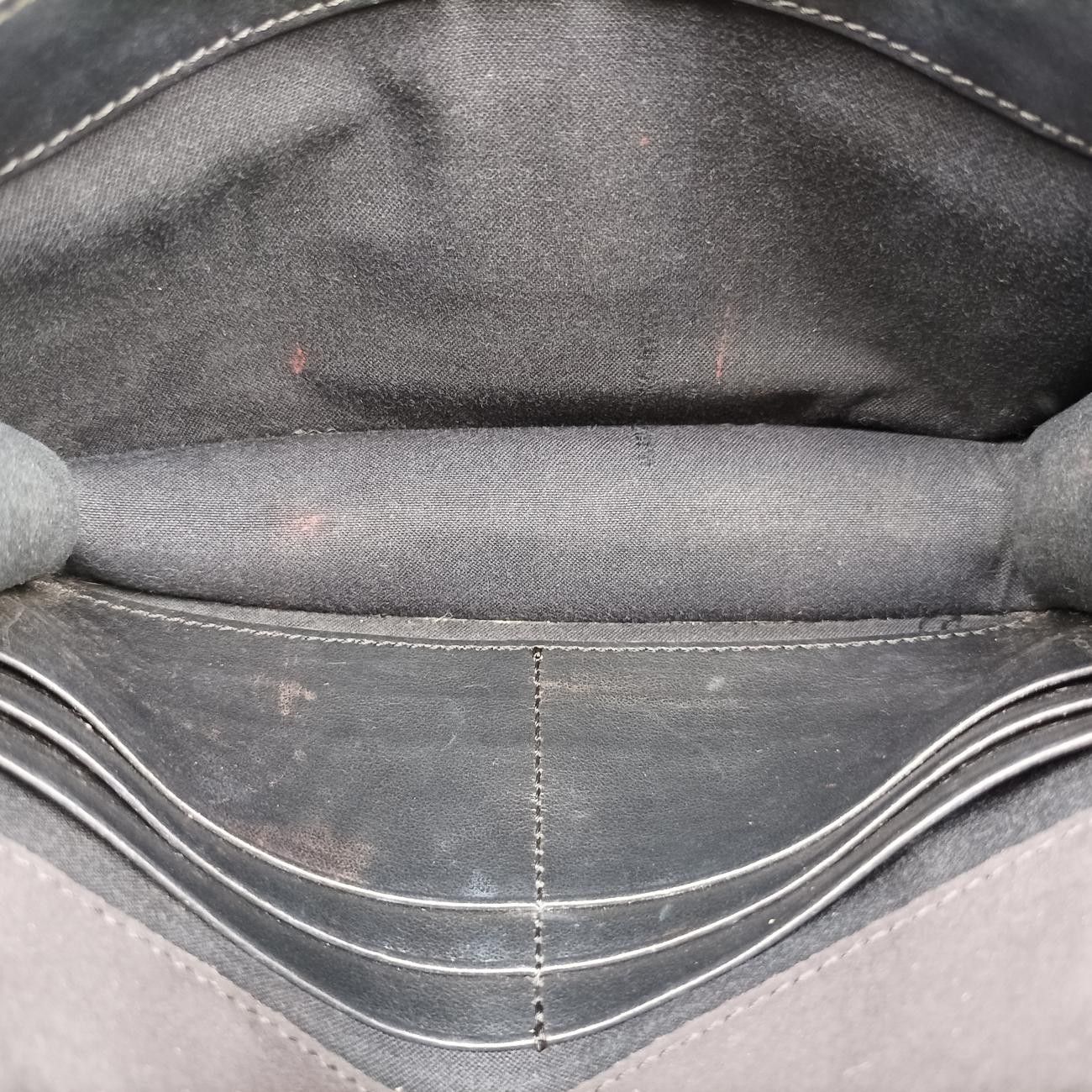 アイズ チューブブラック×マルチ