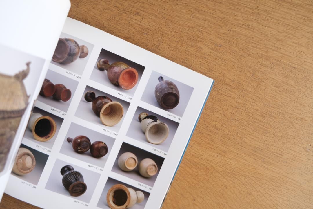 『沖縄の古陶』 － 伝統陶芸の美と歴史を紐解く一冊 沖縄の古陶』 － 伝統陶芸の美と歴史を紐解く一冊 沖縄の古陶