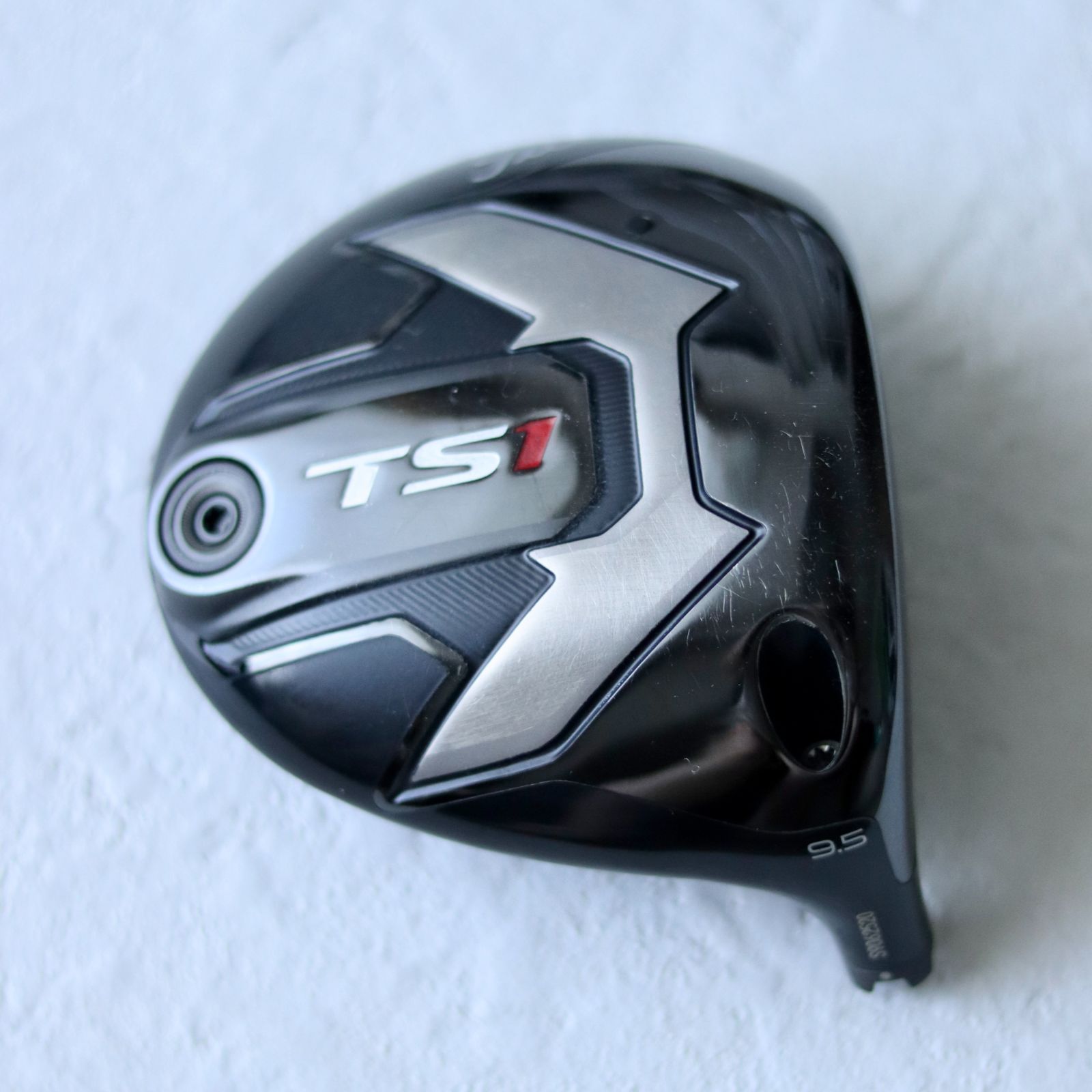 Titleist TSR2 ドライバー 9度　ヘッドカバー　レンチ付き Titleist TSR2 ドライバー 9度 ヘッドカバー レンチ付き